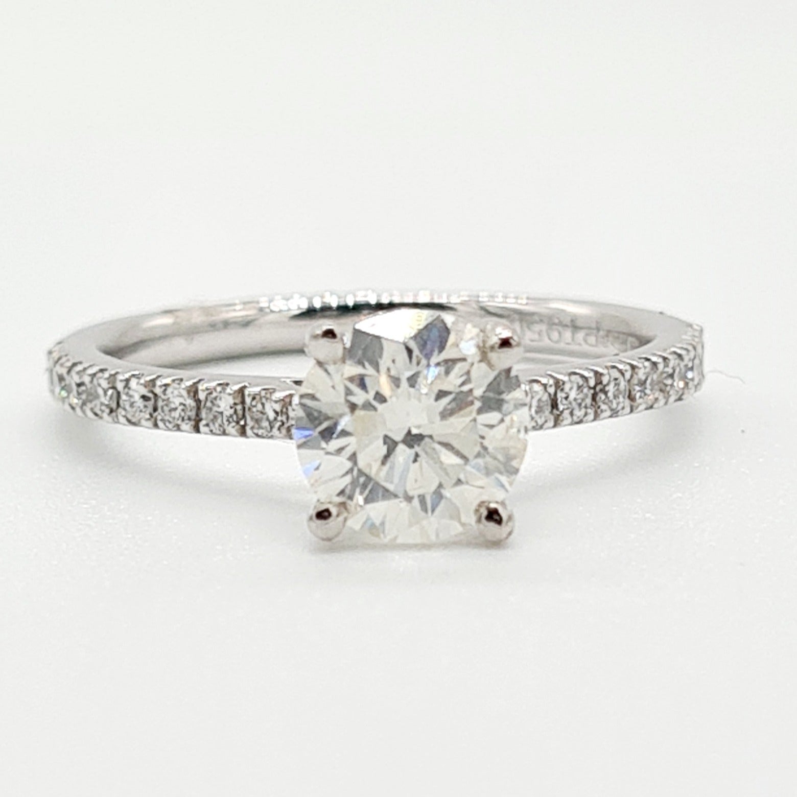 18ct White Gold Brilliant Cut Diamond Ring with Diamond Shoulders (0.86ct)