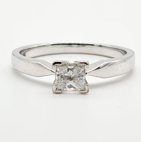 (0.40ct) 18ct White Gold Princess Cut Diamond Ring
