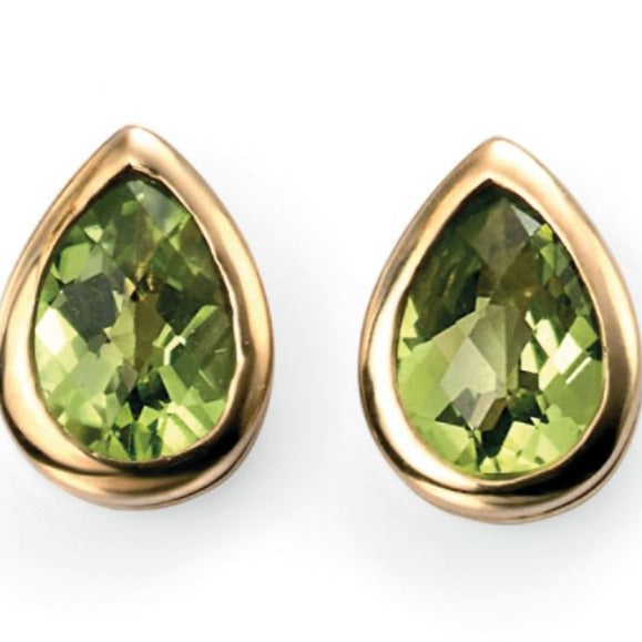 9ct Yellow Gold Peridot Teardrop Pendant and Chain