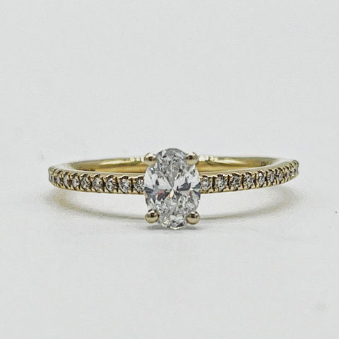 18K Yellow Gold Oval Diamond Engagement Ring